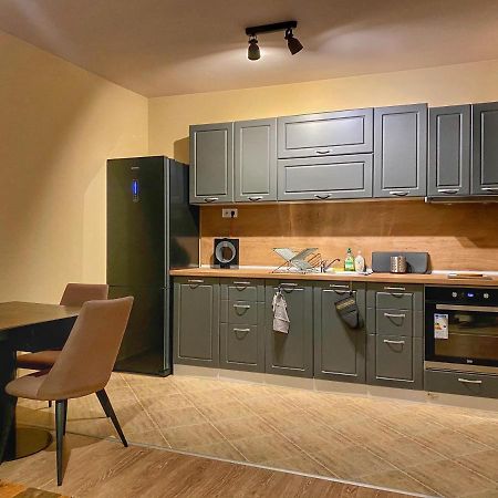 Stylish Urban Apart New 2021 Close To The Beach Varna Luaran gambar