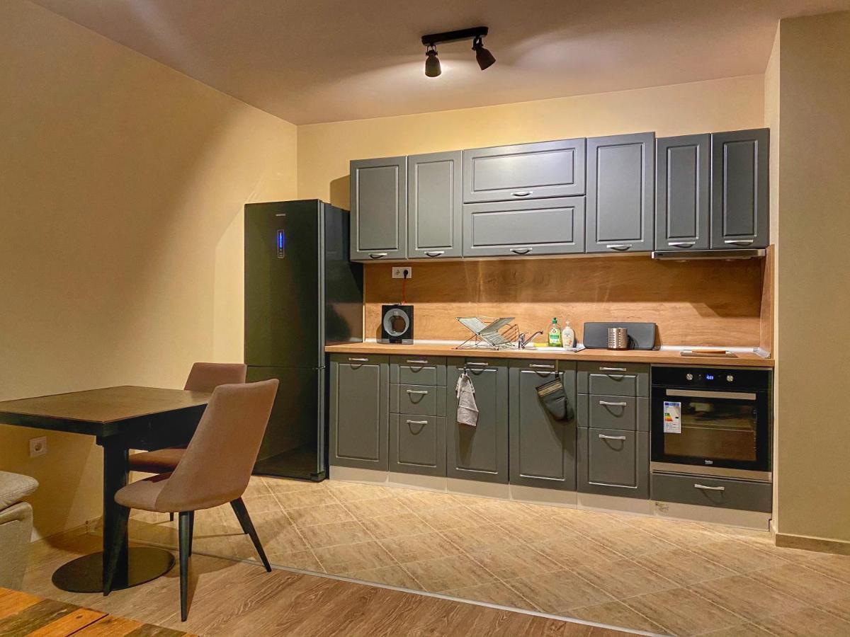 Stylish Urban Apart New 2021 Close To The Beach Varna Luaran gambar